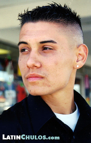 LatinChulos.com - Carlos