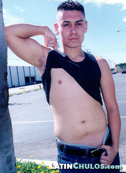 LatinChulos.com - Carlos