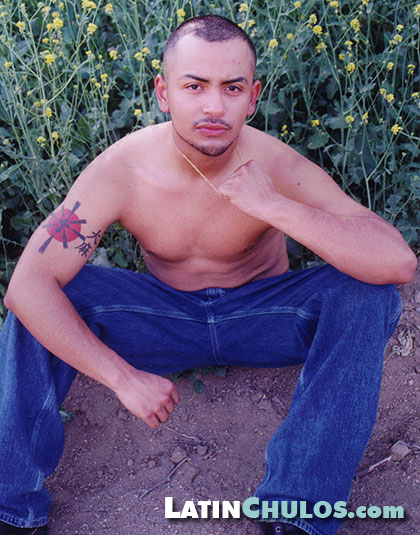 LatinChulos.com - Eddie