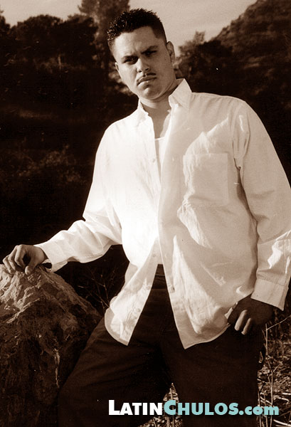 LatinChulos.com - Aaron